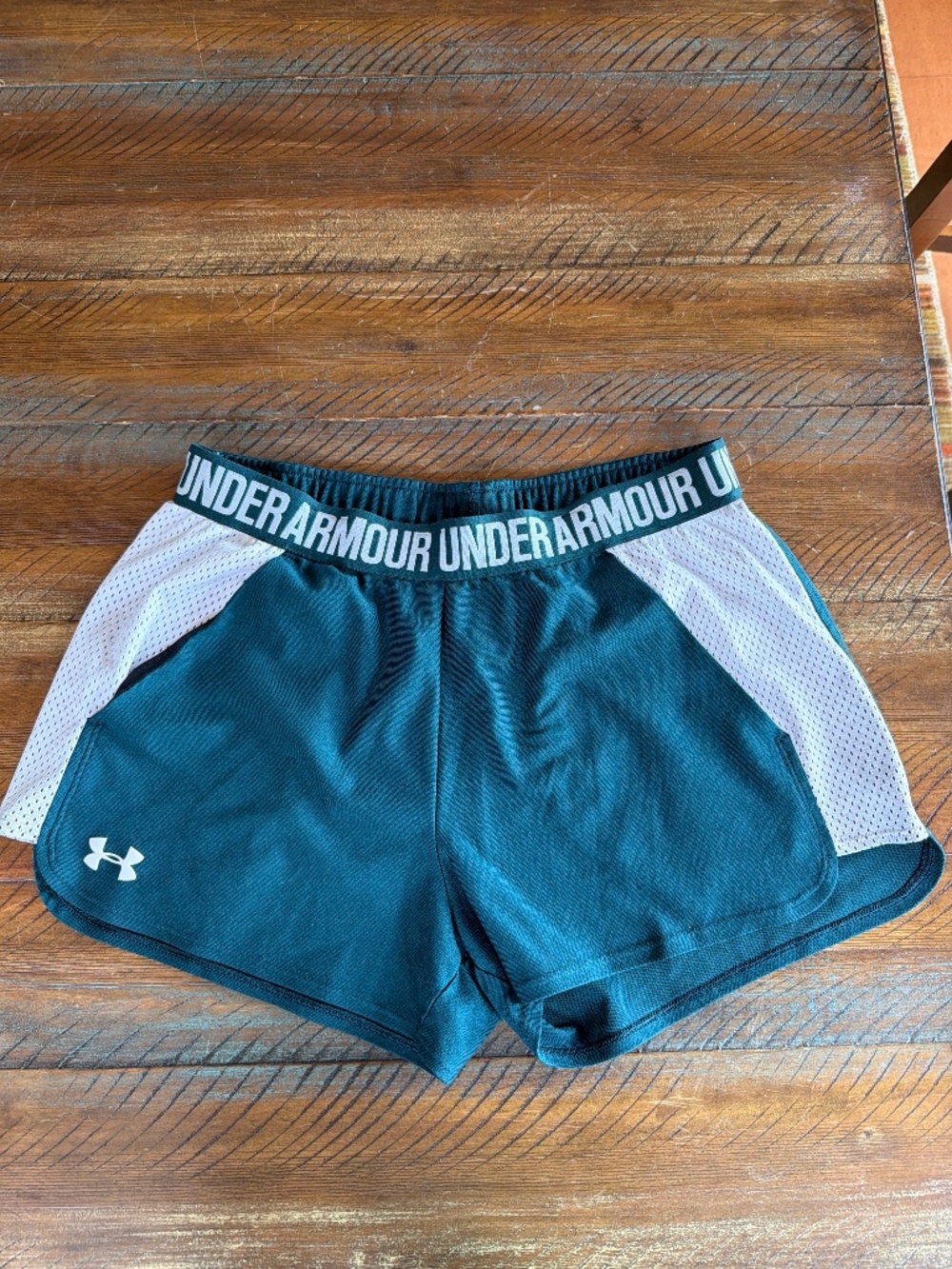 Women’s Under Armour Shorts Medium Green and White